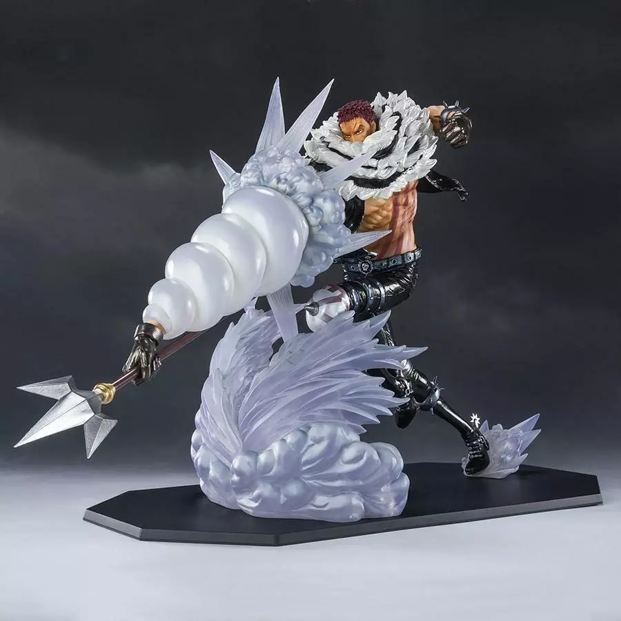 FIGUARTS ZERO ONE PIECE KATAKURI LIM ED