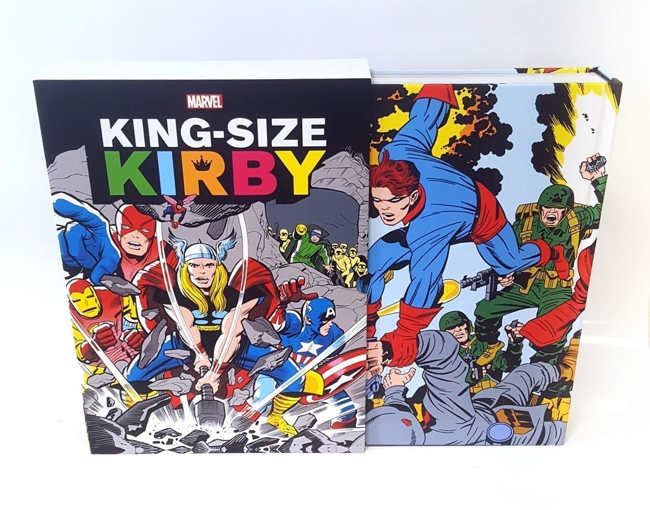 KING-SIZE KIRBY CON SLIPCASE E CUSTODIA