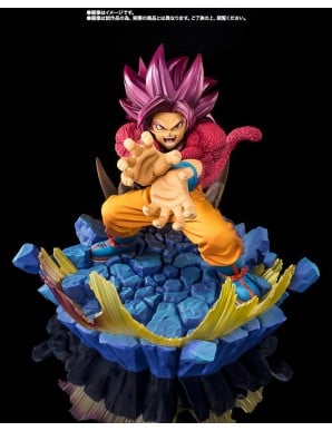 Bandai Figuarts Zero Dragon Ball Daima Son Goku Super Saiyan 4