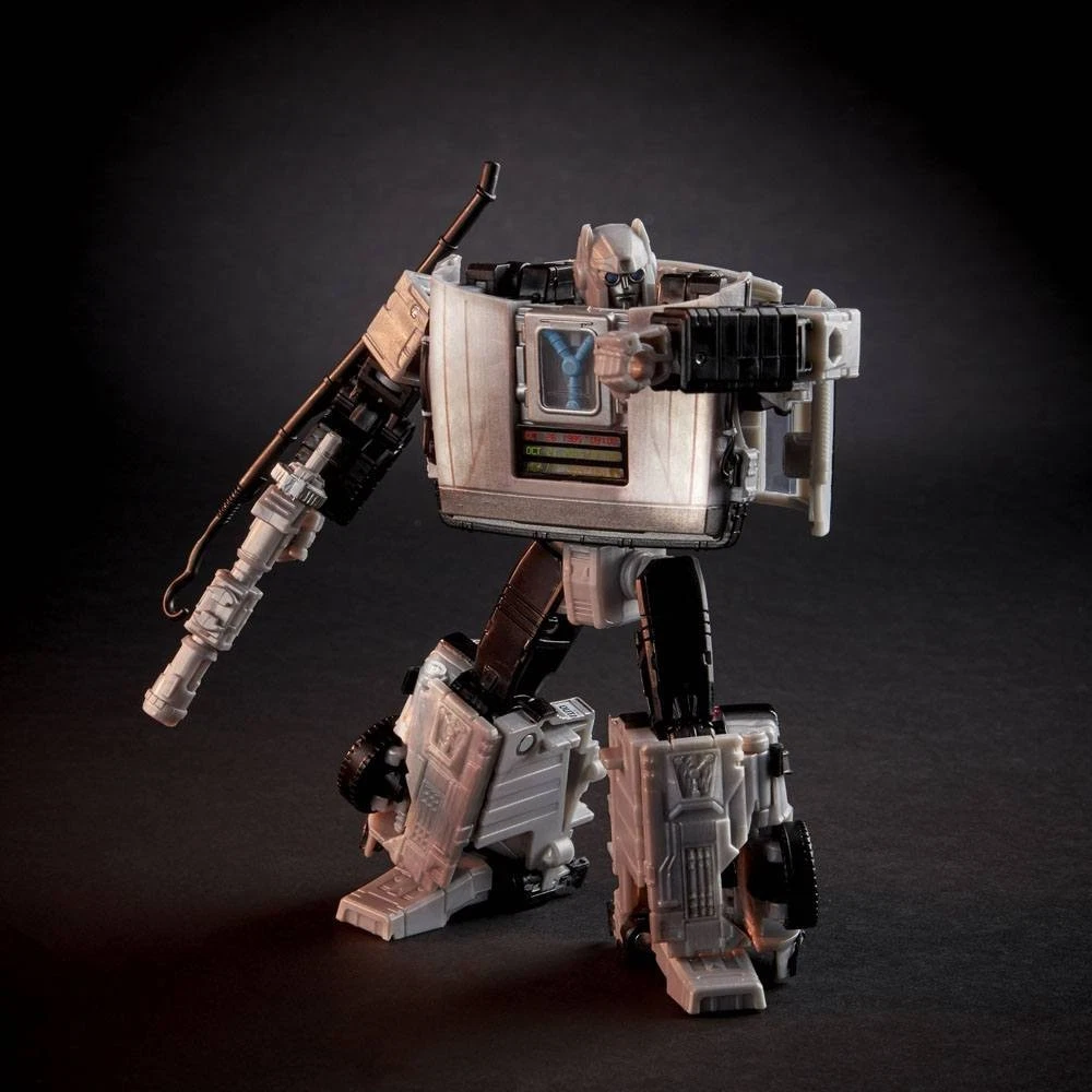 TRANSFORMERS X Back To The Future – Delorean Gigawatt